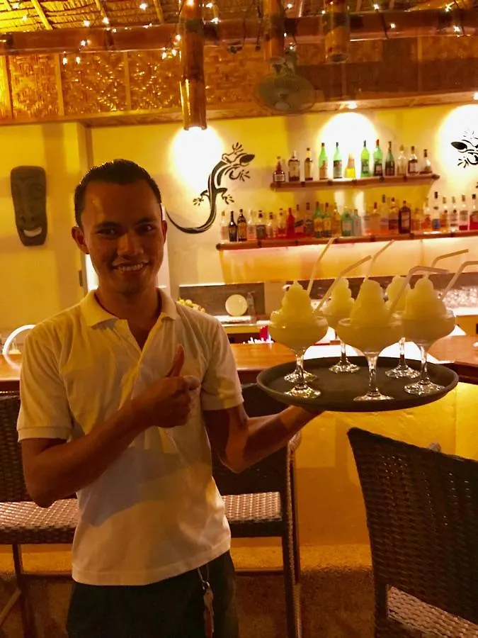 ***  Pyramid Resort Panglao Filipinas
